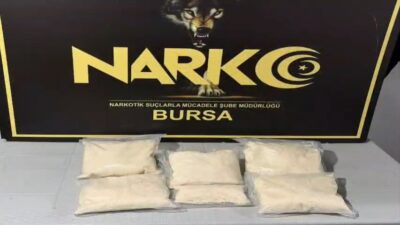 Bursa ve İstanbul’da gerçekleştirilen eş zamanlı uyuşturucu operasyonunda yüklü miktarda