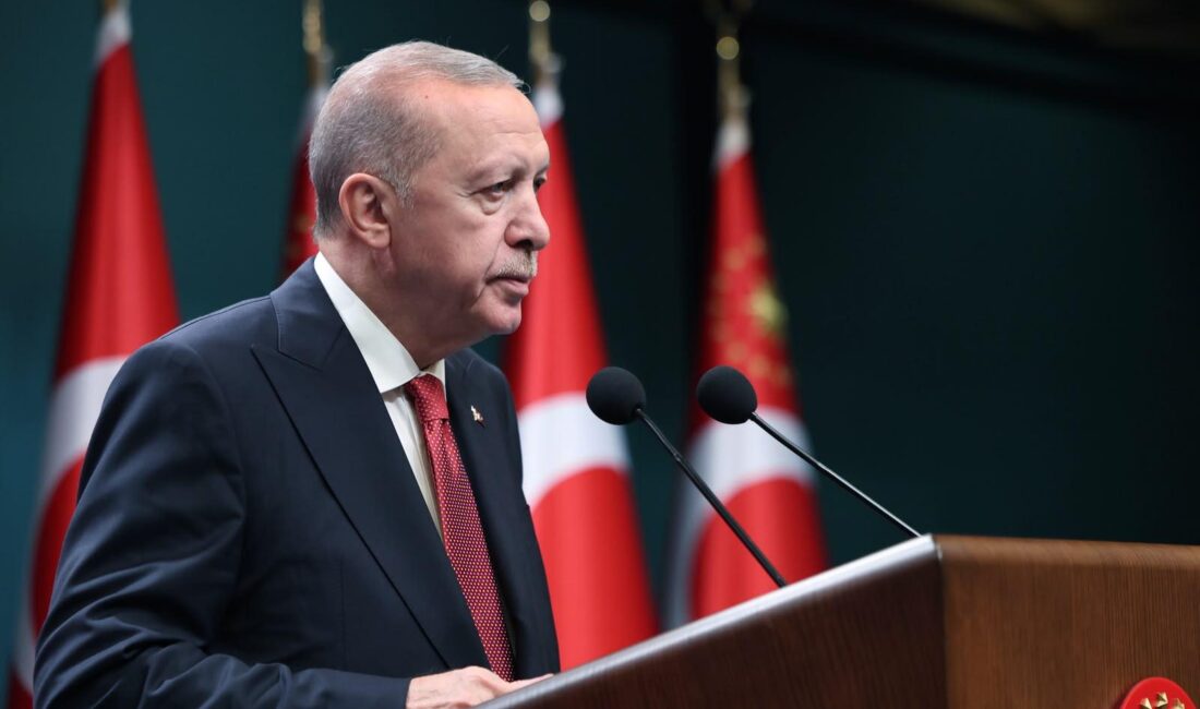 Cumhurbaşkanı Recep Tayyip Erdoğan, Cumhurbaşkanlığı Külliyesi’nde toplanan Kabine Toplantısı sonrasında