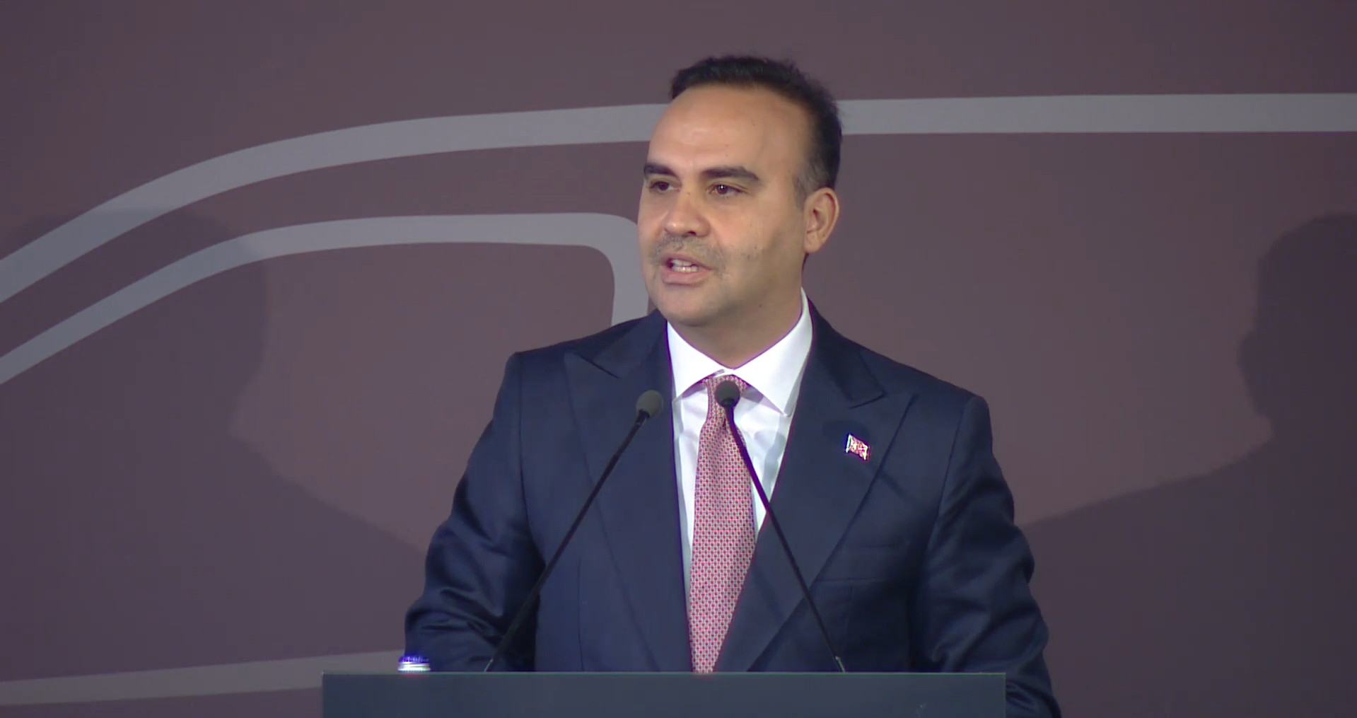 Sanayi ve Teknoloji Bakanı Mehmet Fatih Kacır, Bursa’daki Tofaş fabrikasında