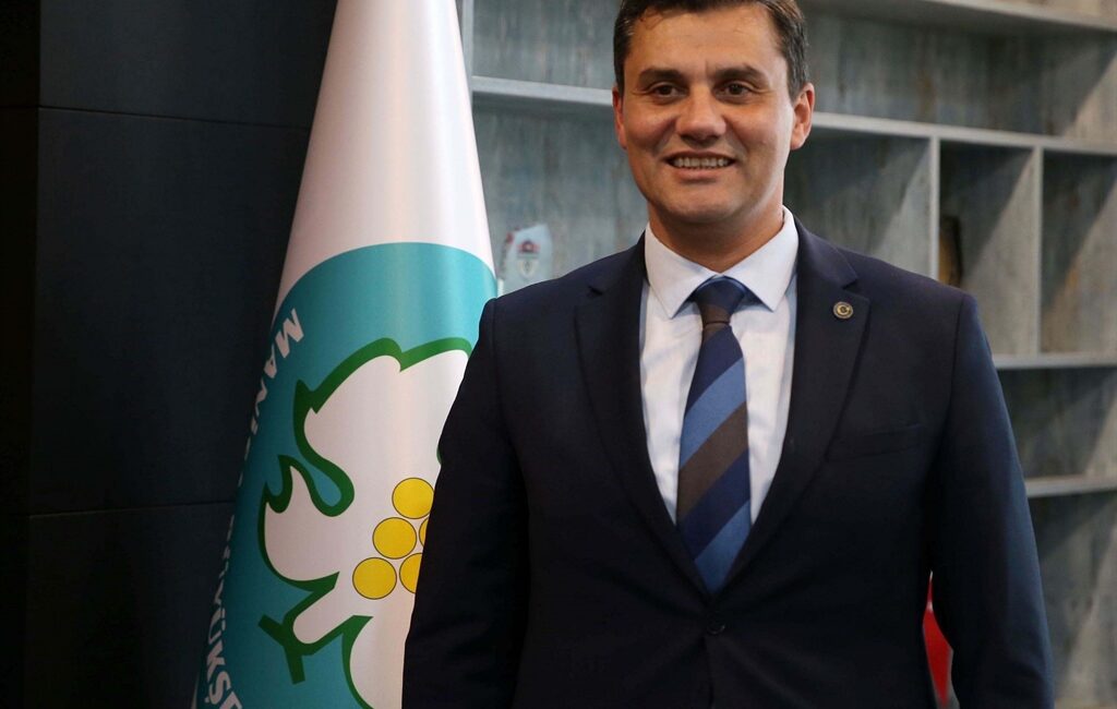 Manisa Büyükşehir Belediye Başkanı Ferdi Zeyrek’in konutunun havuz makine dairesinde