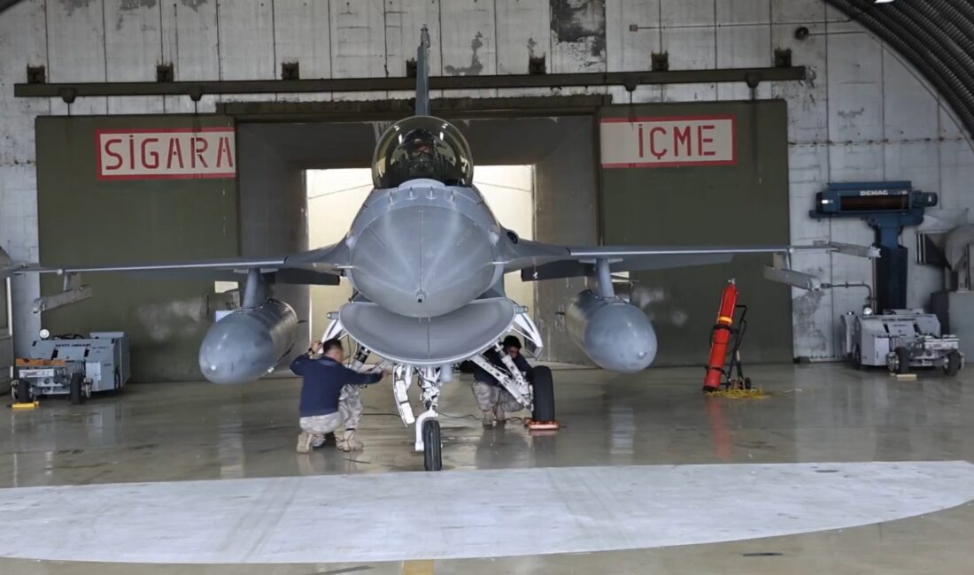 Hava Kuvvetleri Komutanlığı bünyesindeki 5’inci Ana Jet Üs Komutanlığı kalkışlı