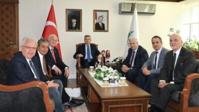 Artvin Valisi Dr. Turan Ergün, sağlık ve sivil toplum alanında