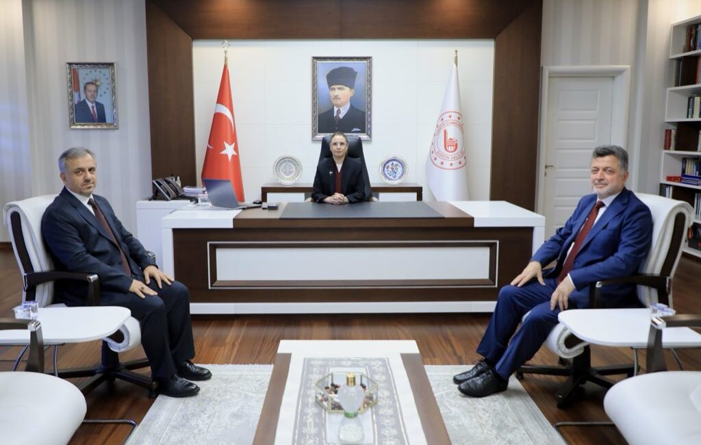 Bartın Valisi Dr. Nurtaç Arslan, Cumhurbaşkanlığı Kararnamesi doğrultusunda Bartın İl