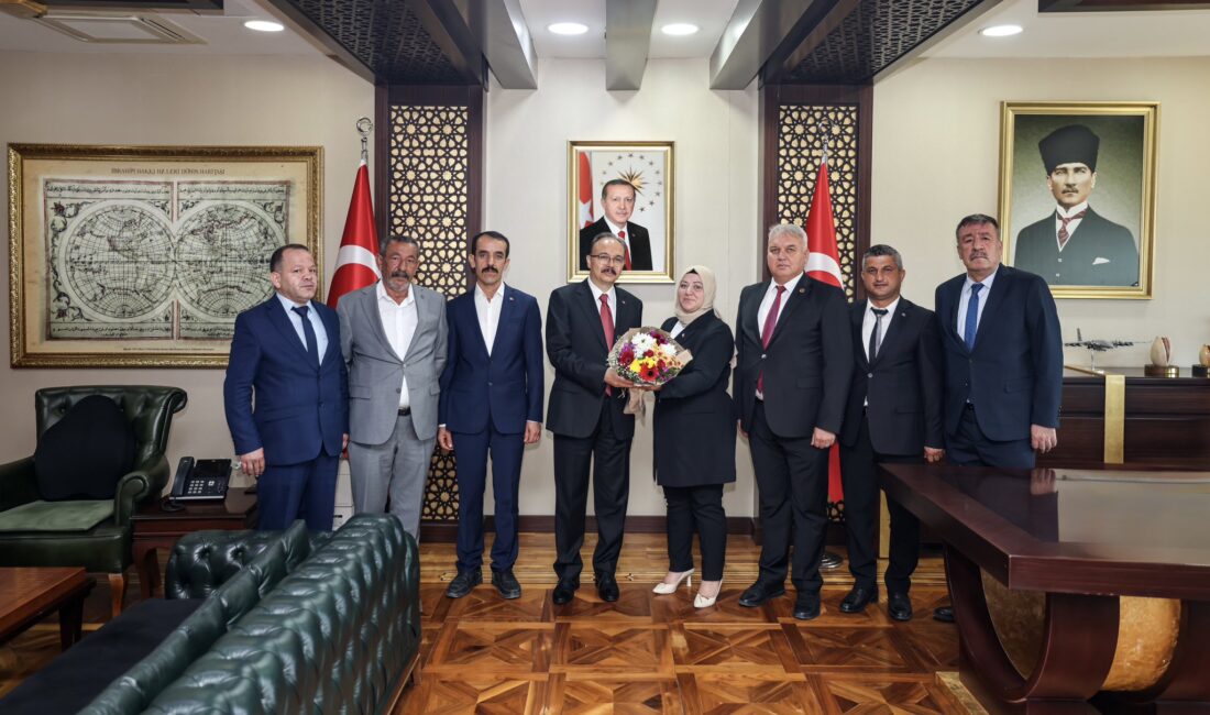 SİİRT / TEKHA Siirt Valisi ve Belediye Başkan Vekili Dr.