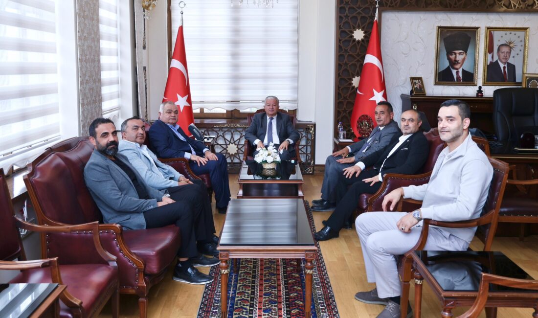 Aksaray Valisi Murat Duru, meslek odalarıyla temasları kapsamında Ağaç İşleri