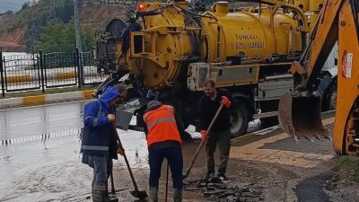 Tunceli genelinde etkisini artıran sağanak yağış sonrası ilgili tüm kurumlar