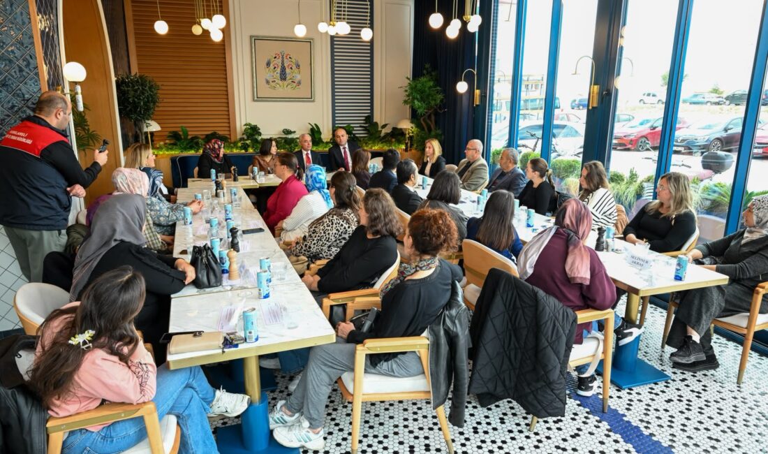 Kırklareli Valisi Uğur Turan ve eşi Nihal Turan, İl Tarım