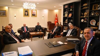 Yalova Valisi Dr. Ahmet Hamdi Usta, farklı bakanlıklarda görev yapan