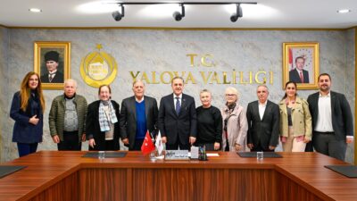 Yalova Valisi Dr. Ahmet Hamdi Usta, kentte yürütülen sivil toplum