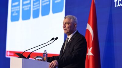 Ticaret Bakanı Ömer Bolat, Çelik İhracatçıları Birliği (ÇİB) koordinasyonunda düzenlenen