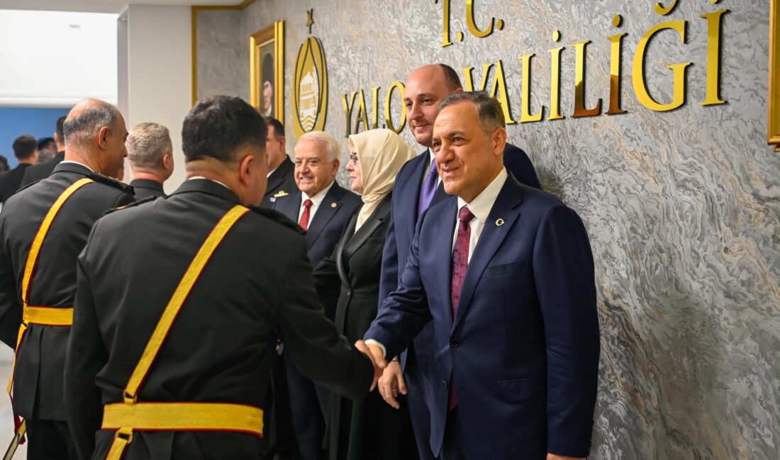 YALOVA / TEKHA Cumhuriyet’in 103’üncü yıl dönümü dolayısıyla Yalova Valiliği’nde