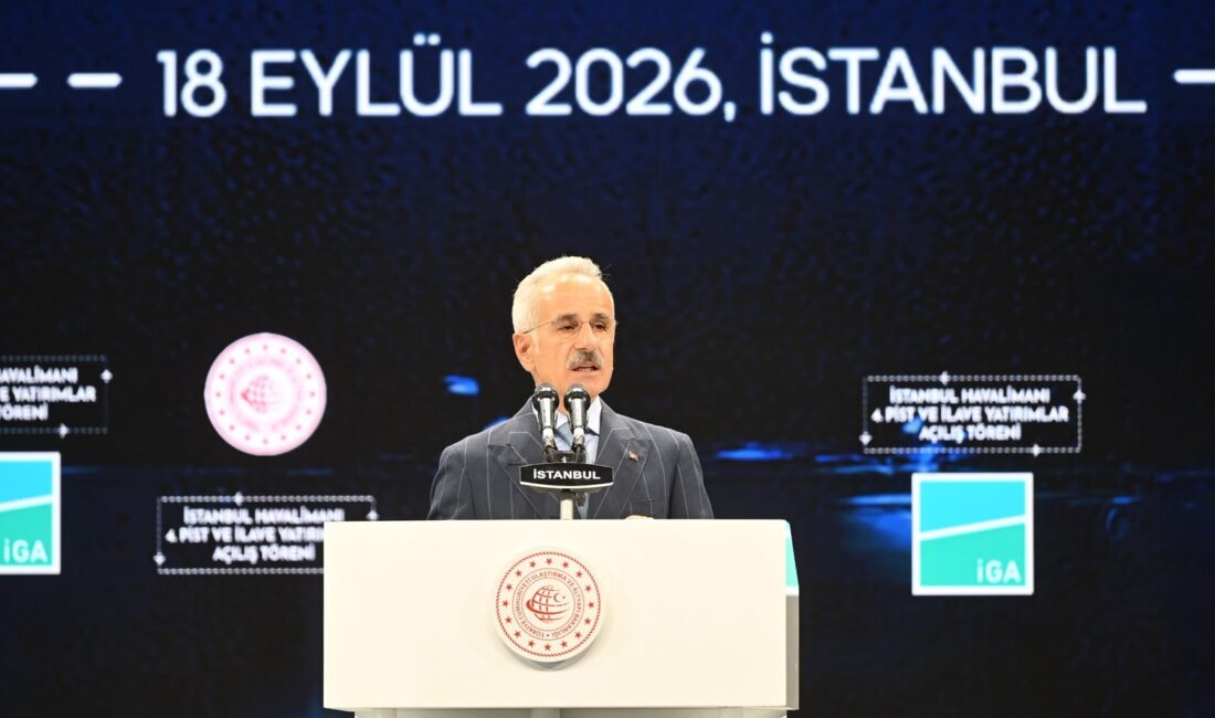 Ulaştırma ve Altyapı Bakanı Abdulkadir Uraloğlu, İstanbul Havalimanı bünyesinde 18