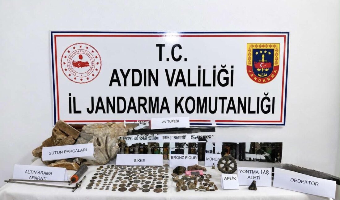 Aydın’ın Karacasu ilçesinde jandarma ekiplerinin gerçekleştirdiği operasyonda çok sayıda tarihi