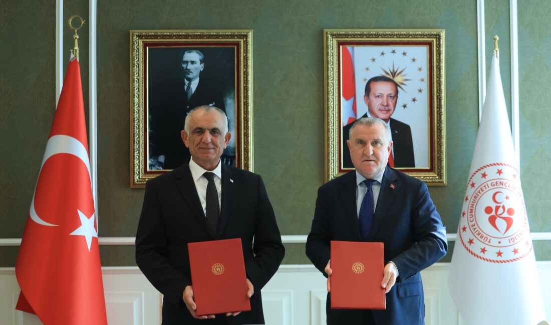 Gençlik ve Spor Bakanı Osman Aşkın Bak ile Kuzey Kıbrıs