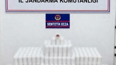 Manisa’nın Şehzadeler ilçesinde jandarma timleri tarafından bir adrese gerçekleştirilen baskında
