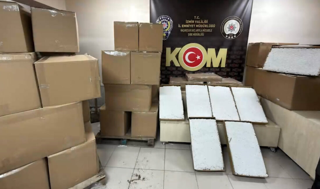 İzmir Cumhuriyet Başsavcılığı koordinesinde Kaçakçılık Suçlarıyla Mücadele Şube Müdürlüğü ekipleri,
