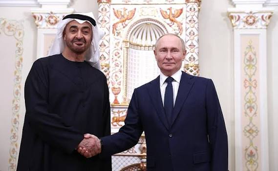 Rusya Devlet Başkanı Vladimir Putin ile Birleşik Arap Emirlikleri (BAE)