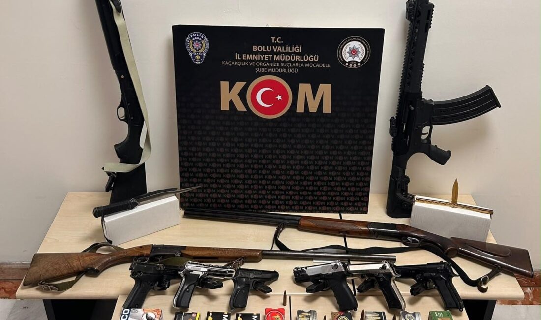 Bolu’da sanal medya platformları üzerinden silahlı ve suç unsuru barındıran