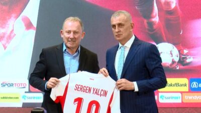 A Milli Futbol Takımı’nın yeni teknik direktörü Sergen Yalçın, düzenlenen