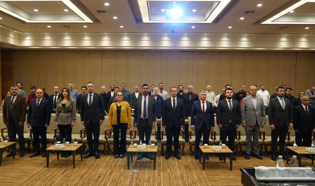 Ankara’da düzenlenen 7'nci Olağanüstü Genel Kurulu’nda alınan kararla Adalet-Sen, Bağımsız