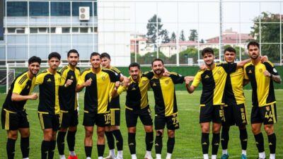 Ziraat Türkiye Kupası 3'üncü Tur mücadelesinde Pazarspor'a konuk olan Aliağa
