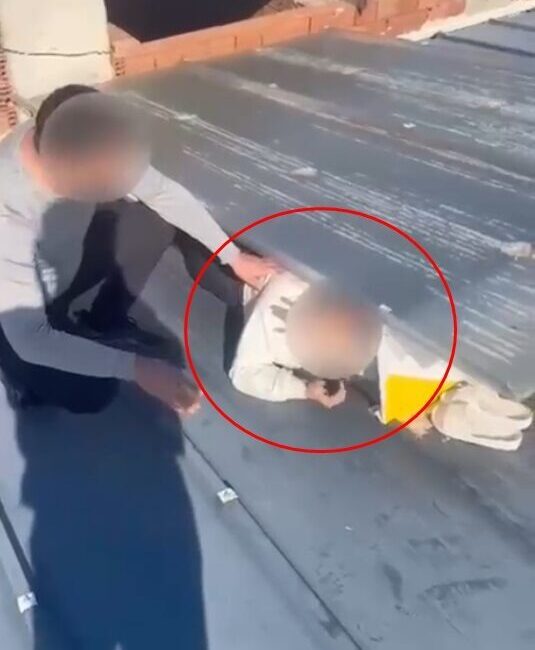 Bursa'da uyuşturucu suçundan kesinleşmiş hapis cezası bulunan ve 20 ayrı