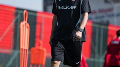 Süper Lig'in 9'uncu haftasında deplasmanda Göztepe ile karşılaşacak olan Arca