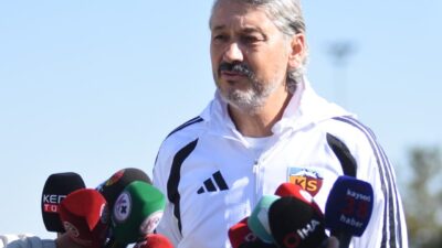 1’inci Lig’de liderlik koltuğunda oturan Kayserispor, Pendikspor deplasmanından galibiyetle dönerek