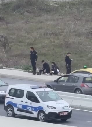 Avcılar'da polisin dur ihtarına uymayarak kaçan ve havaya açılan uyarı