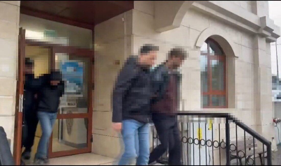 Bayrampaşa'da yürütülen altyapı çalışması sırasında boru hattı boşluğuna düşerek hayatını