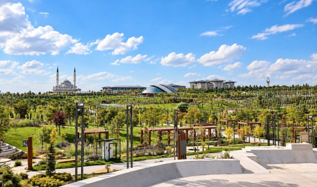 Ankara'da Atatürk Orman Çiftliği arazisinde kurulan 645 bin metrekarelik Beştepe