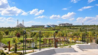 Ankara'da Atatürk Orman Çiftliği arazisinde kurulan 645 bin metrekarelik Beştepe