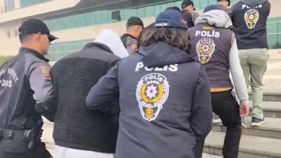 Bolu ve İstanbul'da düzenlenen eş zamanlı operasyonda, yasa dışı bahis