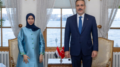 Dışişleri Bakanı Hakan Fidan, İstanbul'da bir araya geldiği Yemen Dışişleri