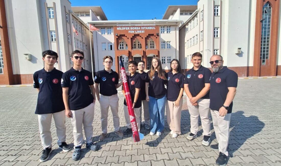 Bursa Nilüfer Borsa İstanbul Fen Lisesi öğrencileri, tasarladıkları roketle TEKNOFEST