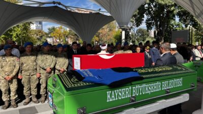 Erciyes Dağı'nda Hollandalı bir turiste rehberlik yaparken kayalıklardan düşerek yaşamını