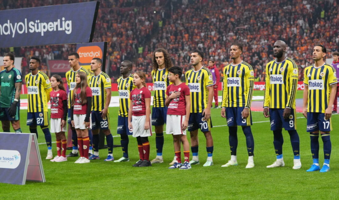 Süper Lig'in 9'uncu haftasında Galatasaray'a 2-1 mağlup olan Fenerbahçe, galibiyet