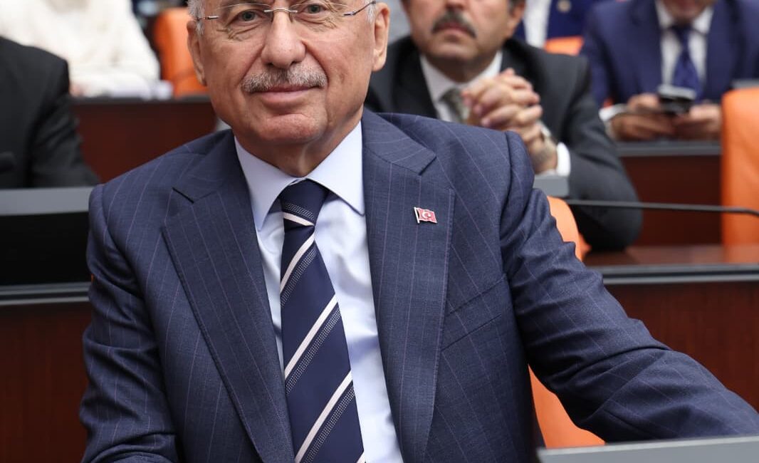 TBMM Dışişleri Komisyonu Başkanı ve AK Parti Ankara Milletvekili Fuat