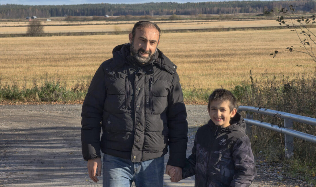 Finlandiya'da yaşayan Hasan Tekgöz, otizm teşhisi konulan oğlunun tedavisi için