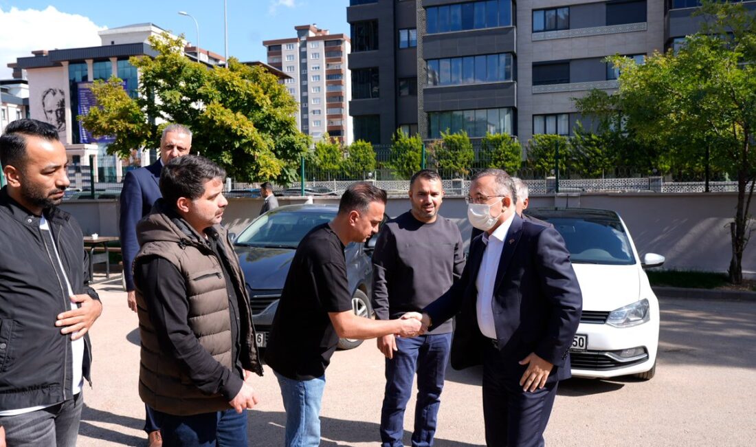 Gaziantep Valisi Kemal Çeber, bir süre önce yaşamını yitiren Gaziantep