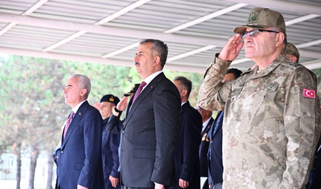 Kırklareli Valisi Uğur Turan, şehit yakınları ve gazilerle düzenlenen özel