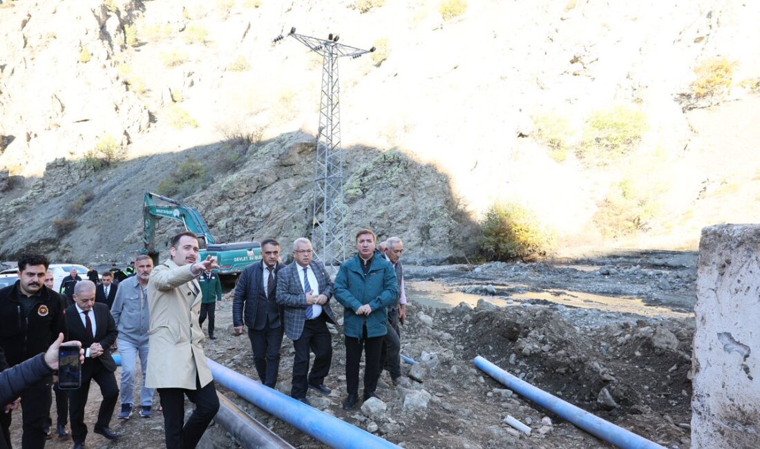 Erzincan Valisi Hamza Aydoğdu, ilçe ve köy ziyaretleri kapsamında Üzümlü