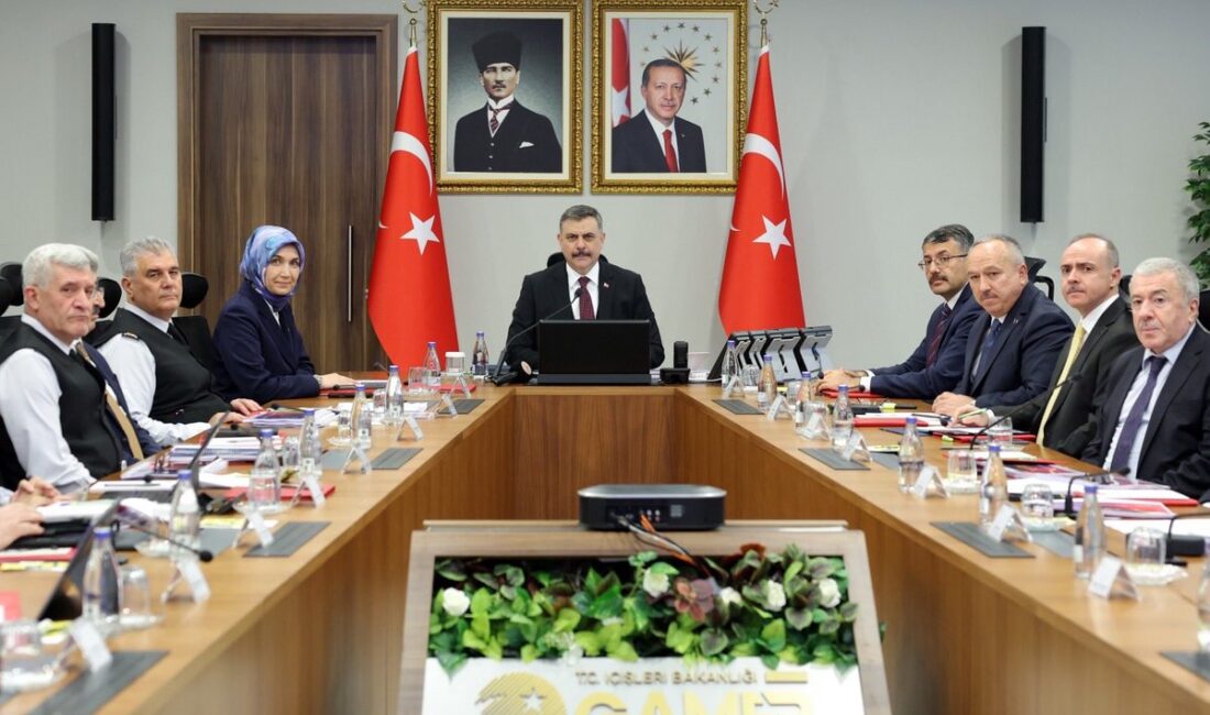 İstanbul Valisi Davut Gül, ülke genelinde yürütülen güvenlik çalışmaları kapsamında