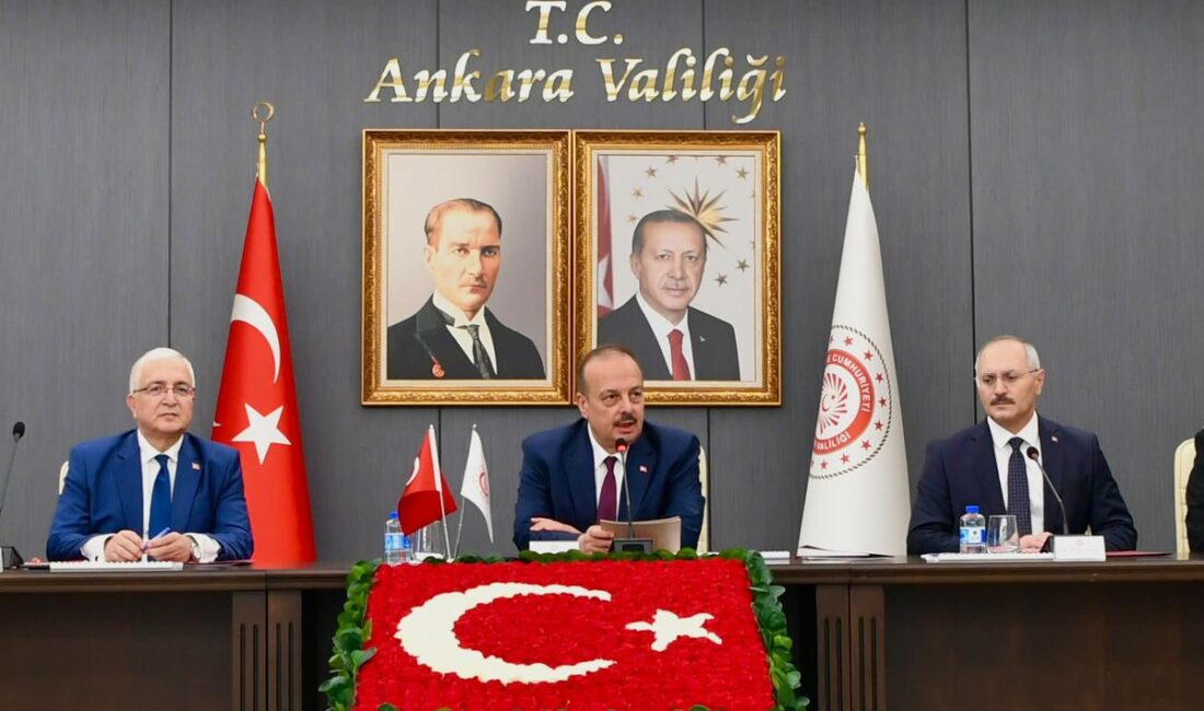 Ankara Valiliği ev sahipliğinde, başkentteki üniversite rektörleri ve ilgili güvenlik
