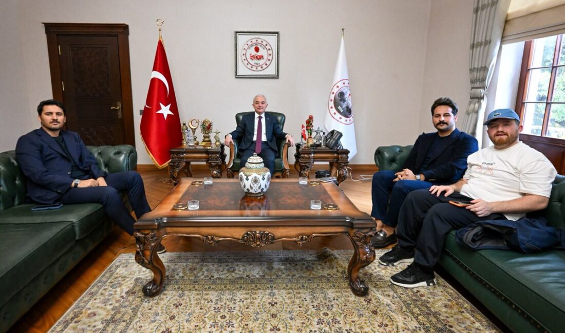 Kırklareli Valisi Uğur Turan, kentte faaliyet gösteren Sır Madencilik firmasının