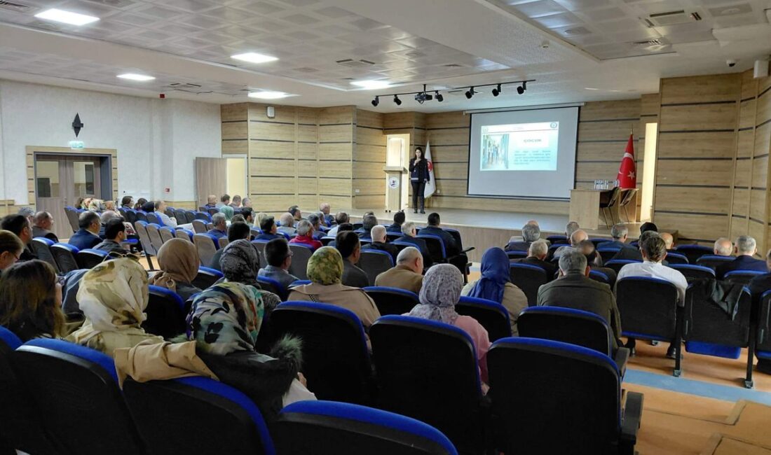 Tokat Valiliği koordinesinde, İl Emniyet Müdürlüğü ekipleri tarafından öğrencilerin huzurlu