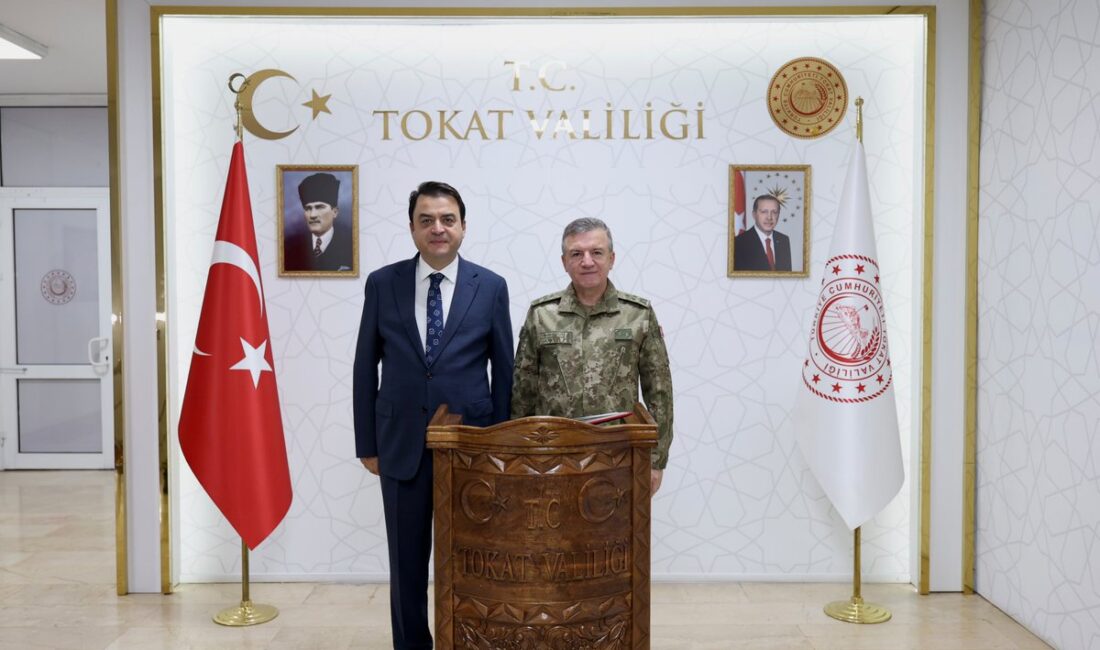 Tokat Valiliği, askeri yetkililerin Vali Abdullah Köklü’ye gerçekleştirdiği resmi ziyarete