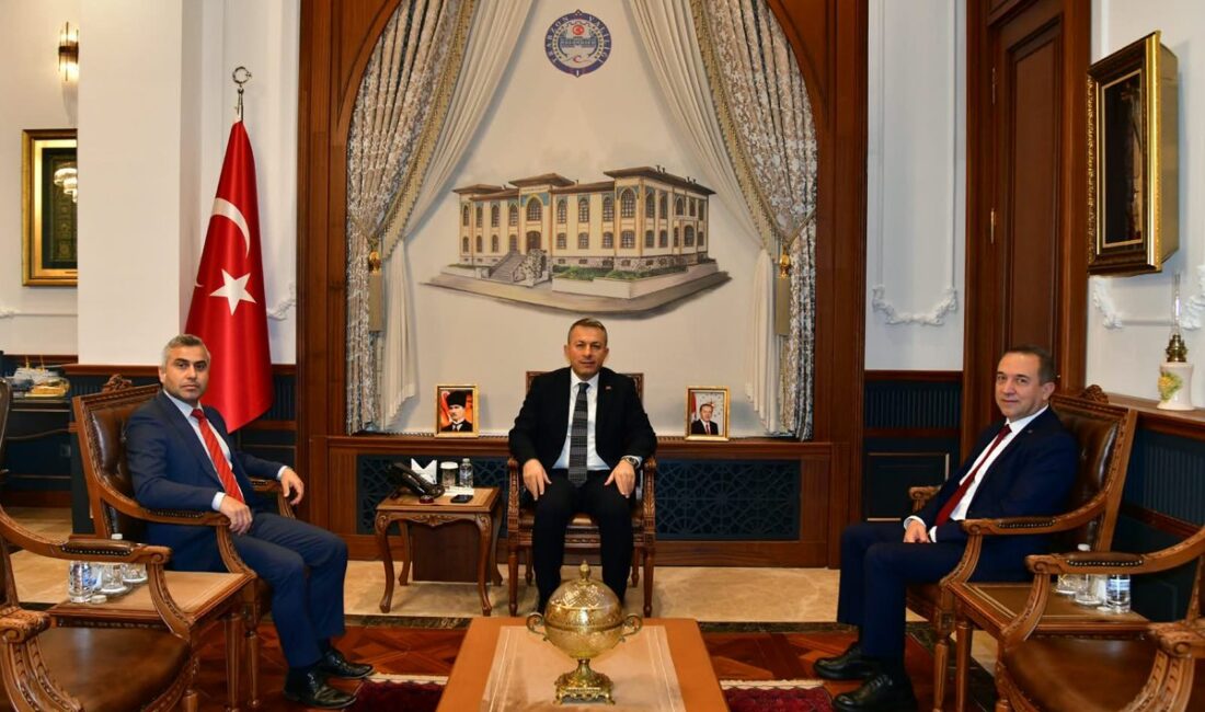 Trabzon Valisi Tahir Şahin, kentteki kamu kurumları ve sivil toplum