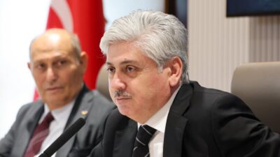 Sakarya Valisi Rahmi Doğan, şehir ekonomisinin nabzını tutan Sakarya Ticaret