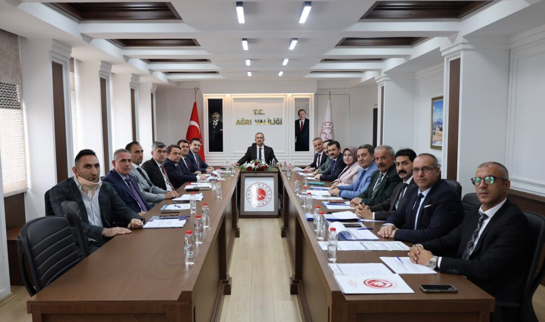 AĞRI / TEKHA Ağrı Valisi Önder Bozkurt, Vali Yardımcısı, kaymakamlar